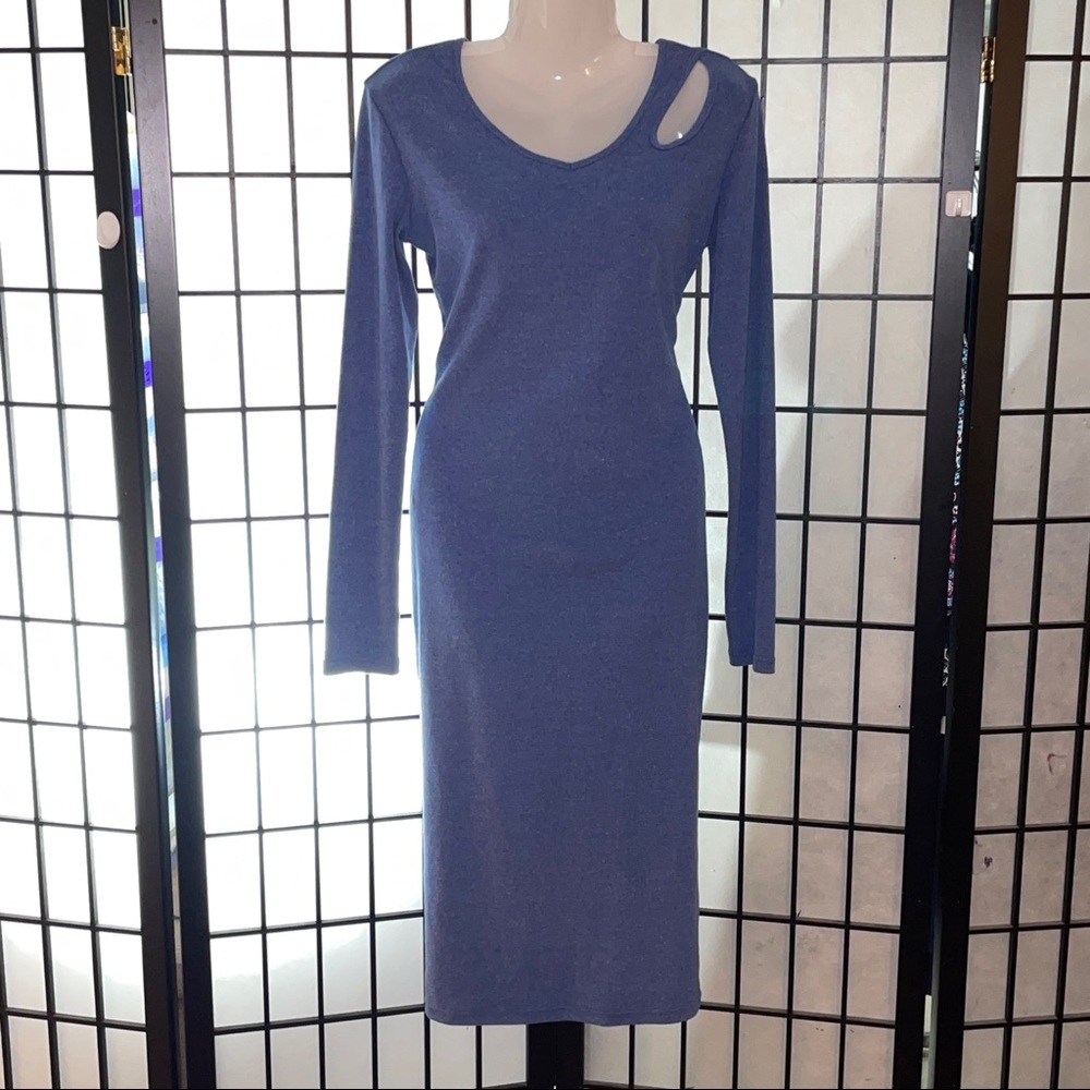 Dress by Twinth NWT size medium